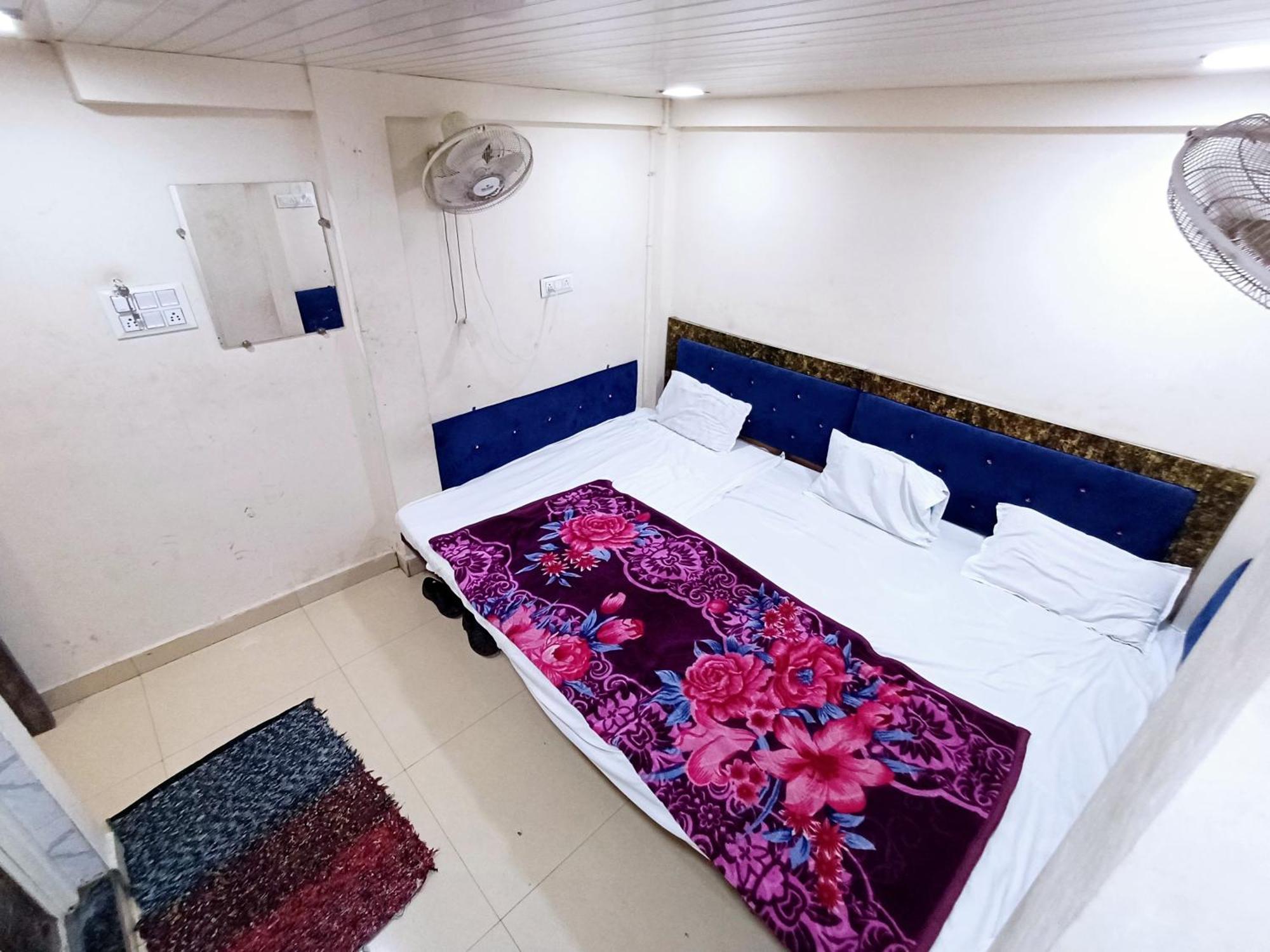 Hotel Blue Tower Inn Ujjain Extérieur photo