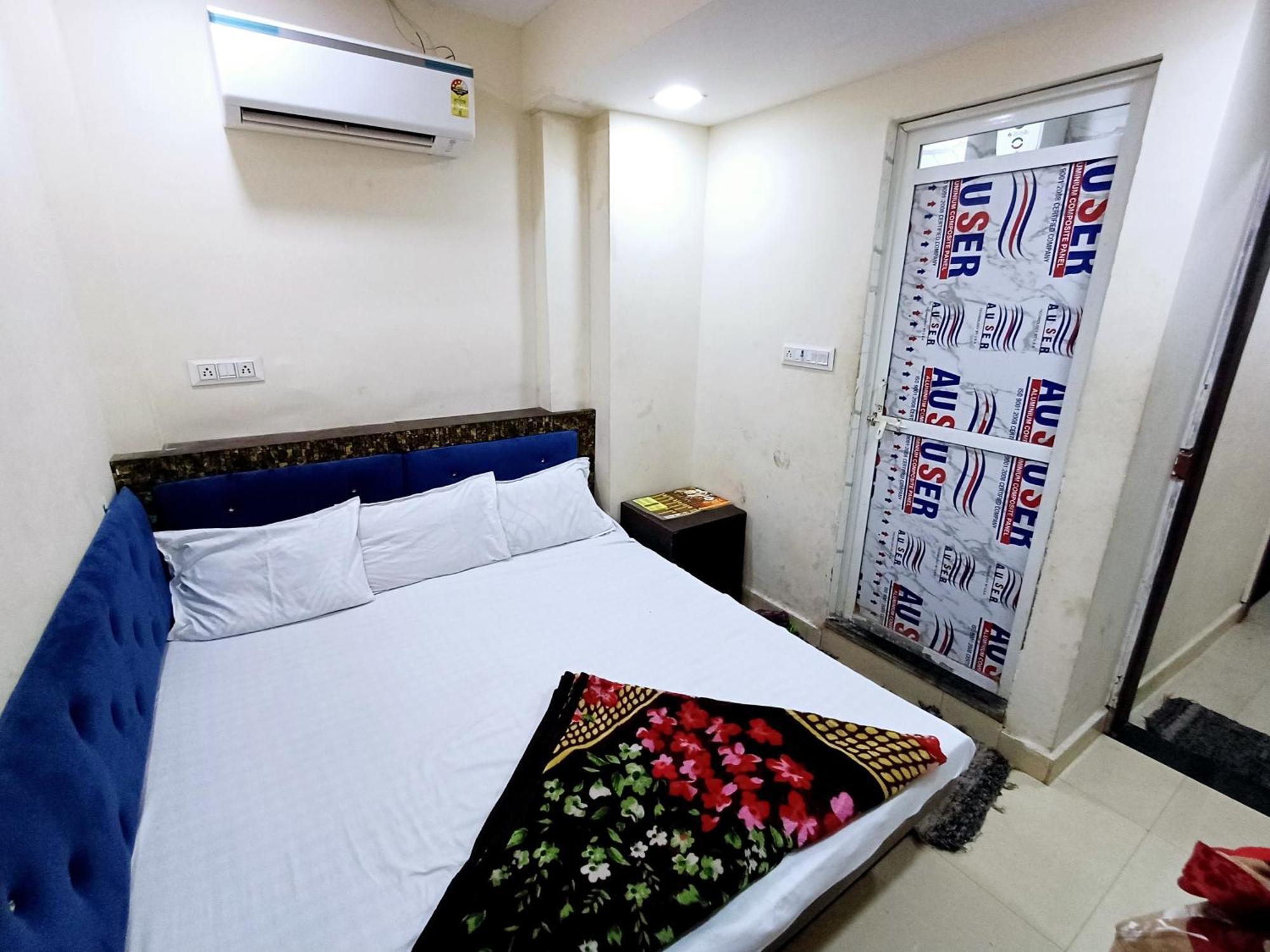 Hotel Blue Tower Inn Ujjain Extérieur photo