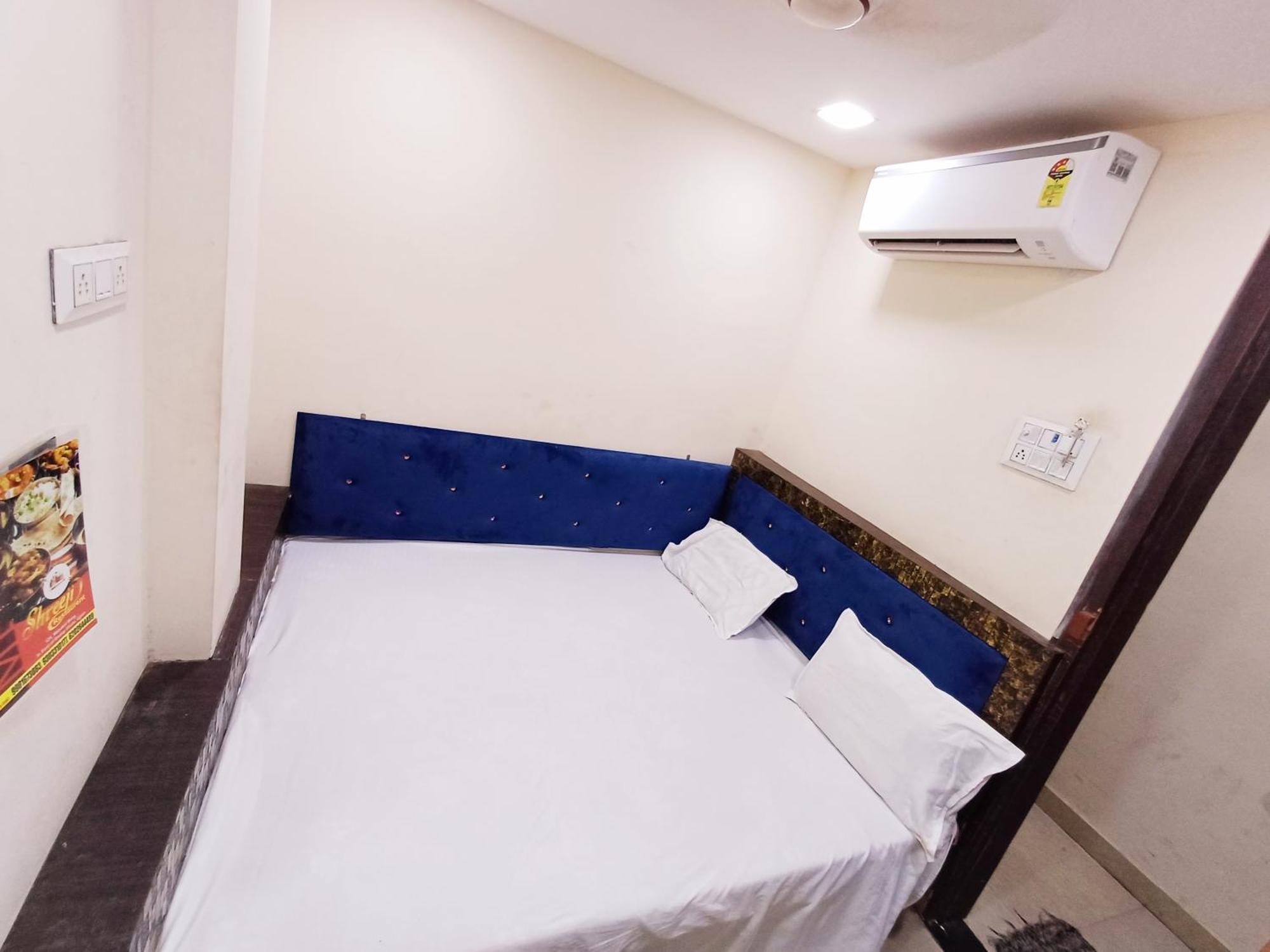 Hotel Blue Tower Inn Ujjain Extérieur photo