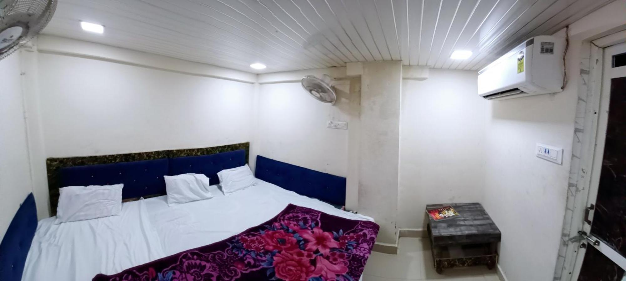 Hotel Blue Tower Inn Ujjain Extérieur photo