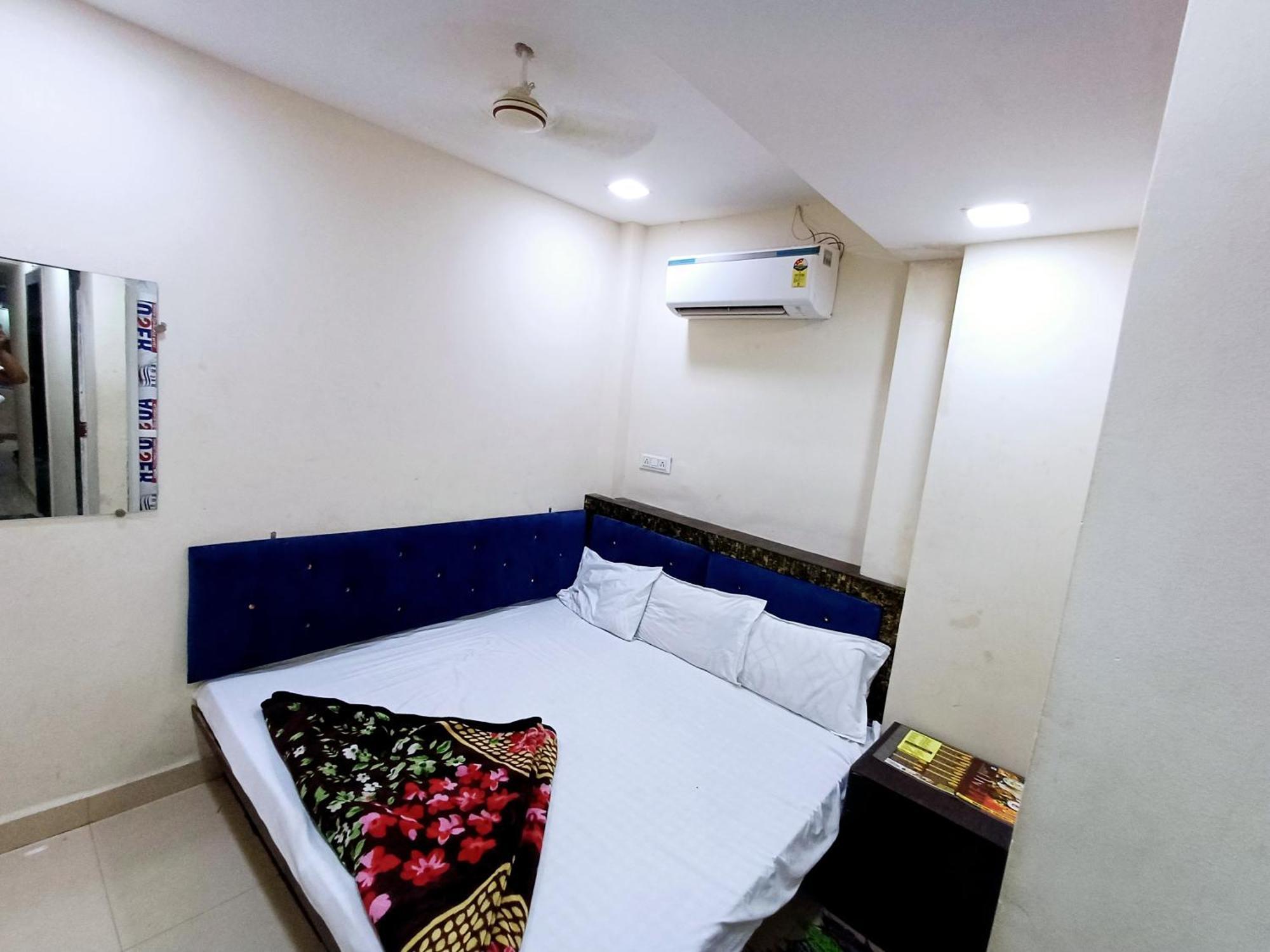 Hotel Blue Tower Inn Ujjain Extérieur photo