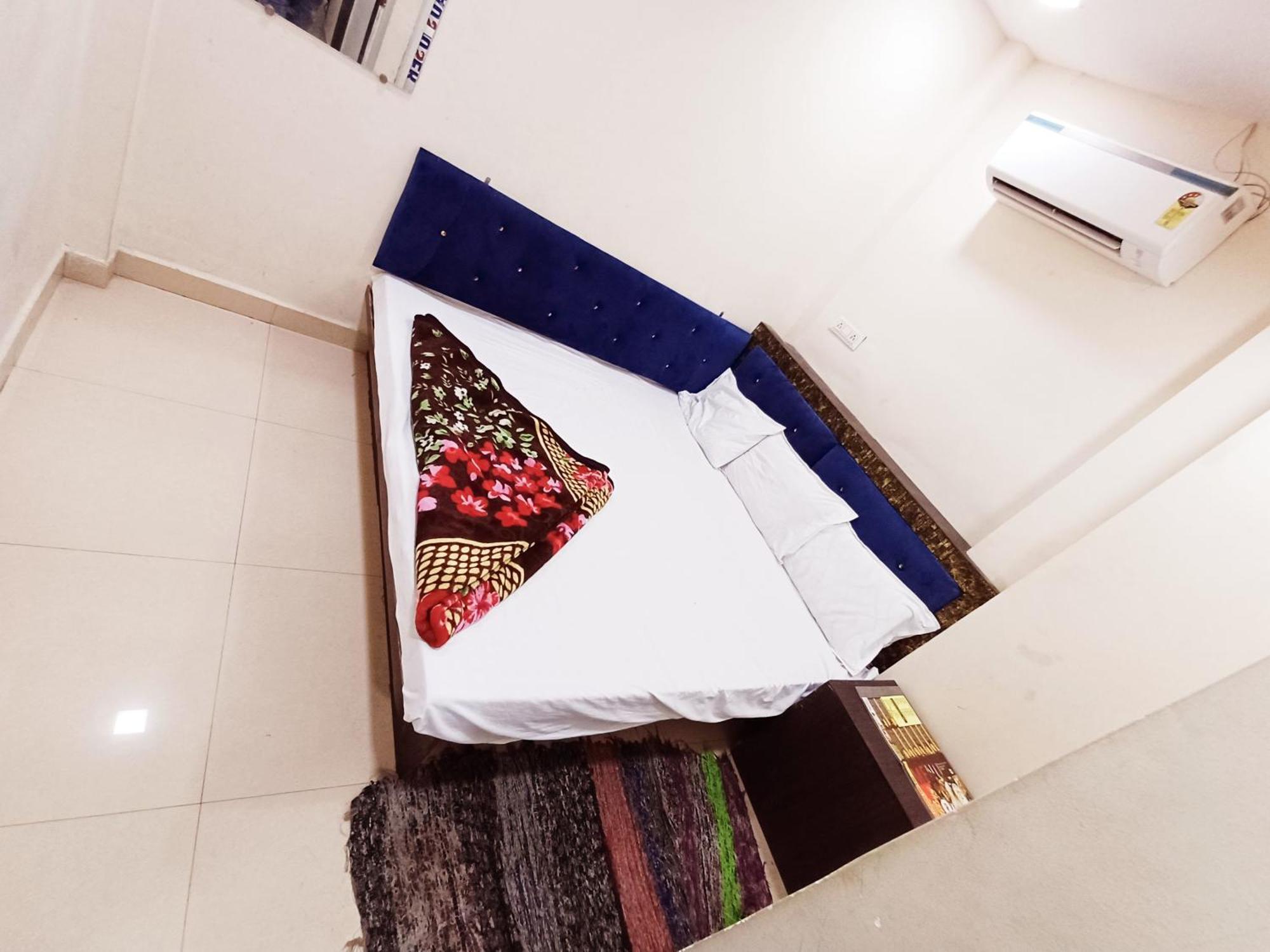 Hotel Blue Tower Inn Ujjain Extérieur photo