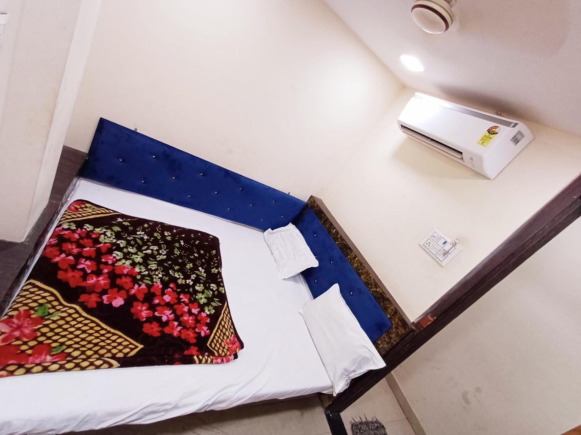 Hotel Blue Tower Inn Ujjain Extérieur photo